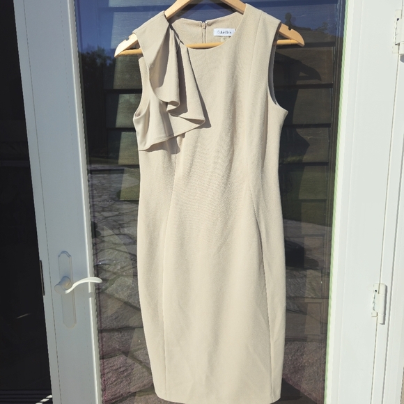 Nude minimalist dress with one shoulder ruffle knee length Calvin Klein Sz 6 021 - Picture 7 of 7